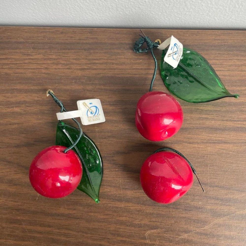 Vero Artistico Murano Glass Cherries - Damaged